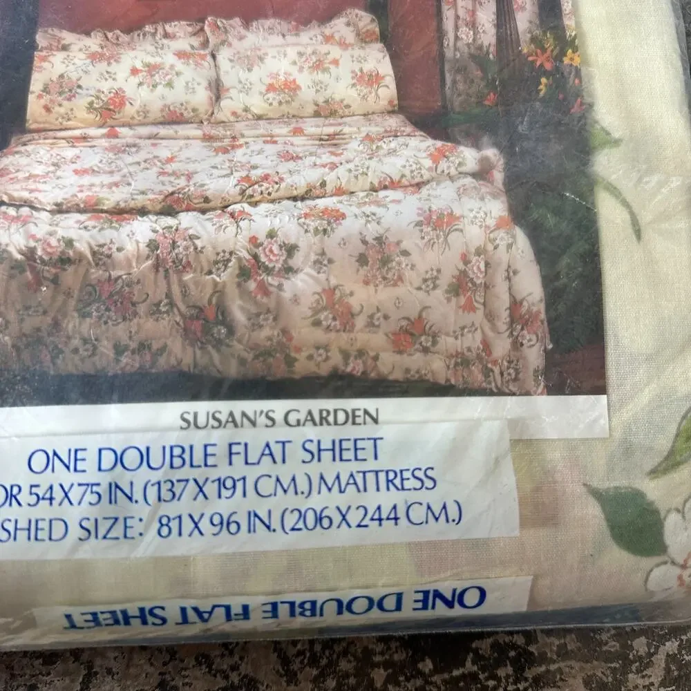 DANVILLE NO IRON ONE DOUBLE FLAT‎ SHEET FLORAL 81 X 96 INCHES Susan's Garden